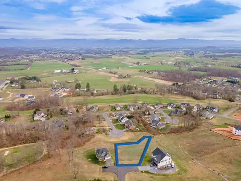 100 Keswick Ct, Rockingham, VA 22801