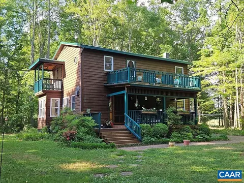 419 Camden St, Dillwyn, VA 23936