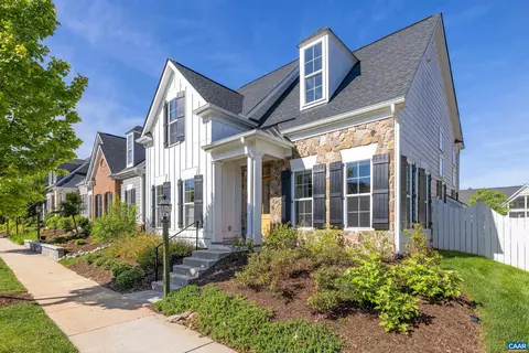 3440 Rowcross St, Crozet, VA 22932