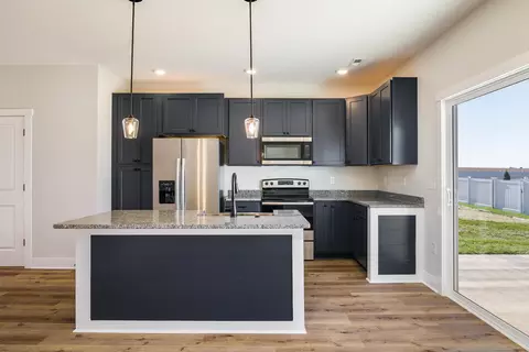 Kitchen - 9 Barnyard Cir, Bridgewater, VA 22812 photo 7 of 11