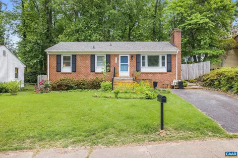 713 Rock Creek Rd, Charlottesville, VA 22903