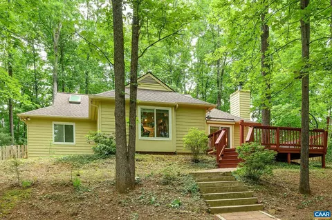 1464 Gray Stone Ct, Charlottesville, VA 22902