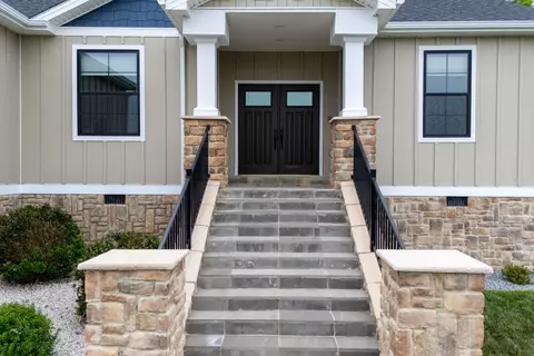 Exterior - 116 Millview Dr, Bridgewater, VA 22812 photo 5 of 13