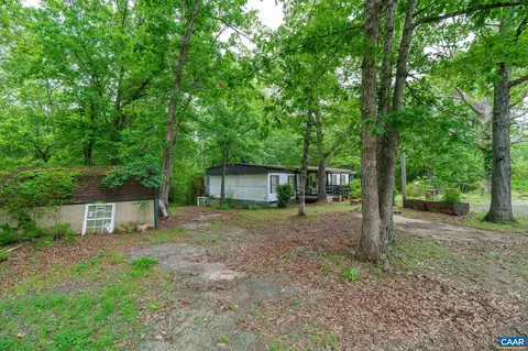3849 Everettsville Ln, Keswick, VA 22947