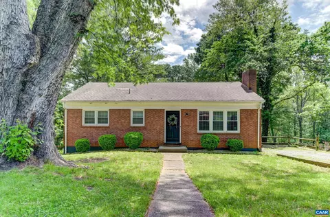 1026 Oakmont Cir, Lynchburg, VA 24502