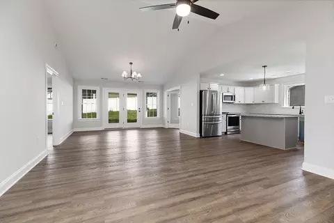 173 Langley Dr, Waynesboro, VA 22980