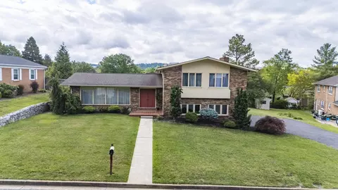 480 Preston Dr, Harrisonburg, VA 22801