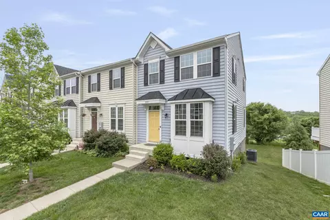 2073 Elm Tree Ct, Charlottesville, VA 22911