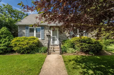 530 W Water St W, Harrisonburg, VA 22801