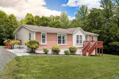 2547 Ponderosa Trl, Charlottesville, VA 22903