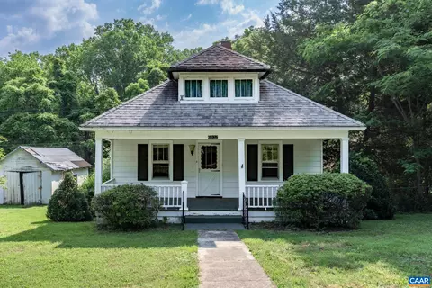 6932 Rockfish River Rd, Schuyler, VA 22969