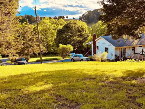 Exterior - 562 Dabneys Rd, Raphine, VA 24472 photo 3 of 3