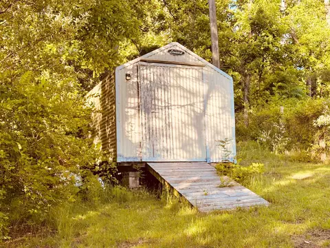 Exterior - 562 Dabneys Rd, Raphine, VA 24472 photo 2 of 3