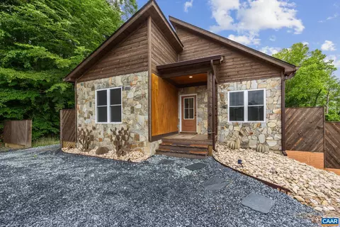 13298 James Madison Hwy, Palmyra, VA 22963