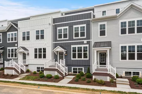 3247 Preston Shore Dr #ROW 18D, Harrisonburg, VA 22801