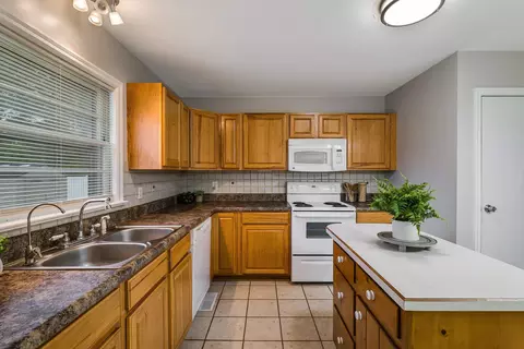 Kitchen - 78 Stuart Ave, Stuarts Draft, VA 24477 photo 3 of 4
