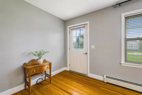 Entry Way - 78 Stuart Ave, Stuarts Draft, VA 24477 photo 2 of 4