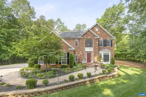 797 Willow Ridge Rd, Troy, VA 22974