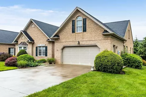 101 Jasper Ln, Waynesboro, VA 22980 photo 2