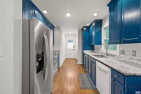 Kitchen - 5 Hawks Pl, Palmyra, VA 22963 photo 1 of 7