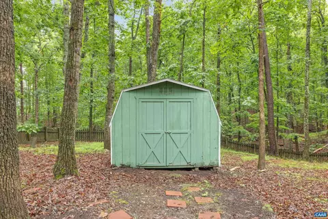 Exterior - 5 Hawks Pl, Palmyra, VA 22963 photo 7 of 7