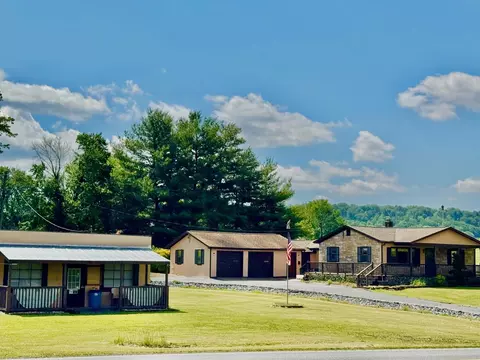 34 Fellowship Rd, Harrisonburg, VA 22802