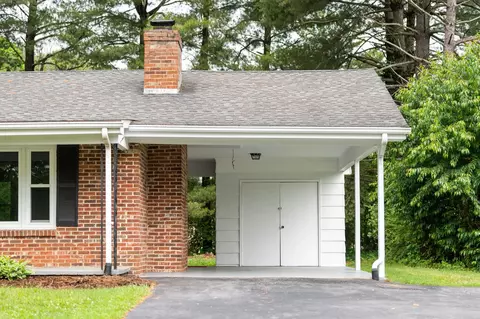 91 Cooper Dr, Stuarts Draft, VA 24477 photo 3