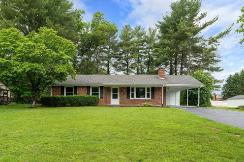 91 Cooper Dr, Stuarts Draft, VA 24477