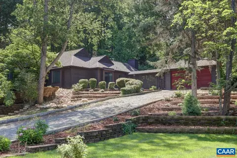 1255 Copperstone Dr, Charlottesville, VA 22902