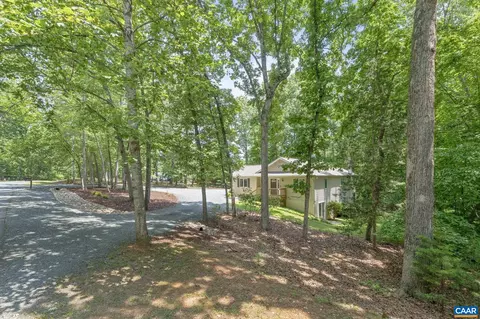 Exterior - 7 Sand Trap Ter, Palmyra, VA 22963 photo 1 of 3