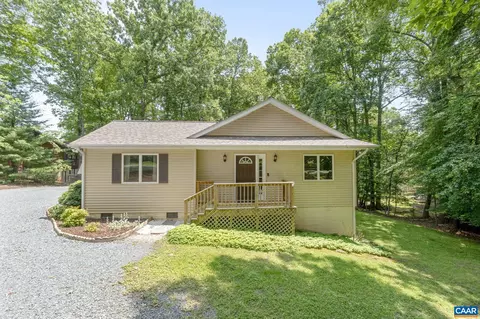 7 Sand Trap Ter, Palmyra, VA 22963