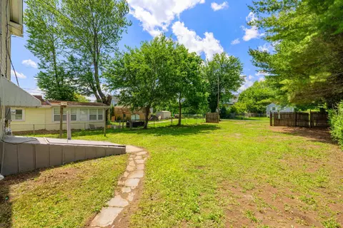Exterior - 561 Arch Ave, Waynesboro, VA 22980 photo 5 of 15