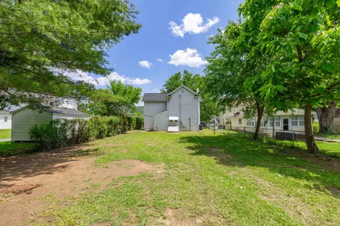 Exterior - 561 Arch Ave, Waynesboro, VA 22980 photo 12 of 15