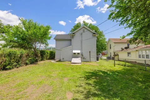 Exterior - 561 Arch Ave, Waynesboro, VA 22980 photo 9 of 15