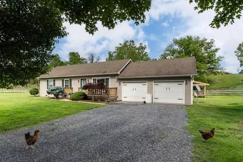 10356 Waggys Creek Rd, Dayton, VA 22821