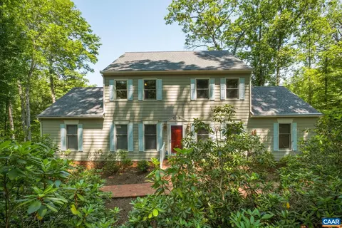 2034 Bobwhite Ct, Charlottesville, VA 22901