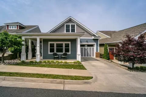 2555 Greenport Dr, Harrisonburg, VA 22801