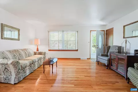 Living - 1321 E Main St E, Waynesboro, VA 22980 photo 3 of 3