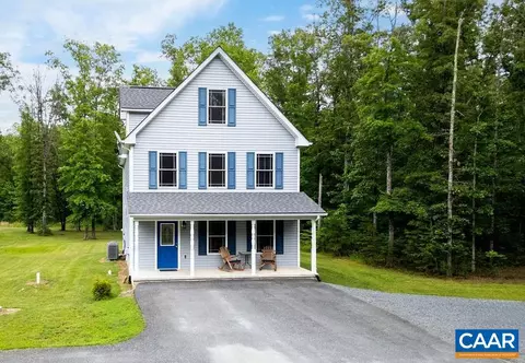 968 Jennys Creek Rd, Roseland, VA 22967