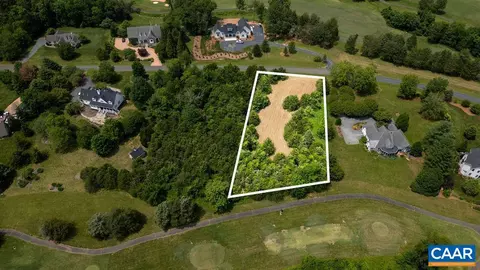 196 Hunters Pt, Nellysford, VA 22958