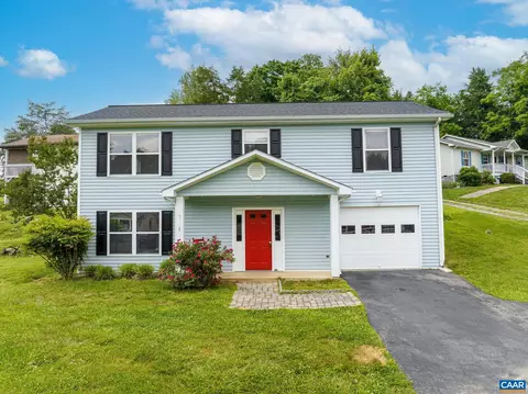 516 S Lakeshore Dr S, Louisa, VA 23093