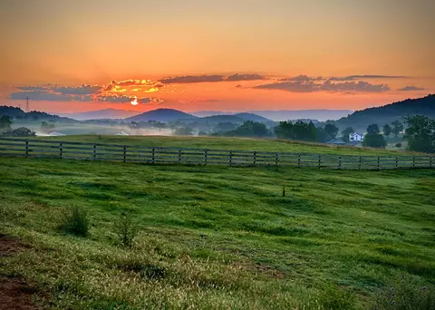 1065 Middlebrook Rd, Staunton, VA 24401