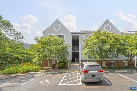 1612 F Monticello Ave, Charlottesville, VA 22902