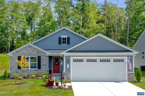 78 Archer Dr, Palmyra, VA 22963
