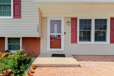 162 Morningside Dr, Broadway, VA 22815 photo 4