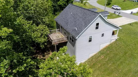 View/Area - 266 Locustdale Loop, Shenandoah, VA 22849 photo 2 of 7