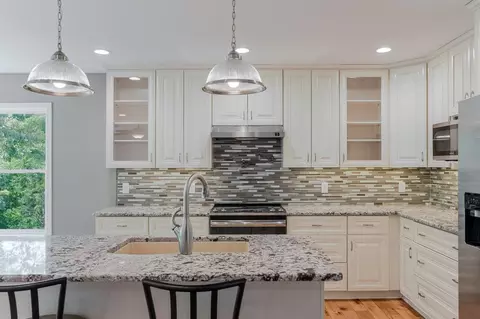 Kitchen - 266 Locustdale Loop, Shenandoah, VA 22849 photo 1 of 7