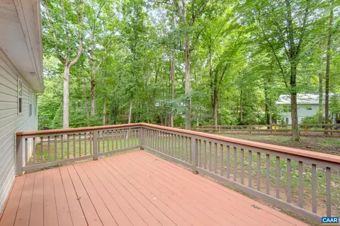 Exterior - 20 Colonial Rd, Palmyra, VA 22963 photo 10 of 13