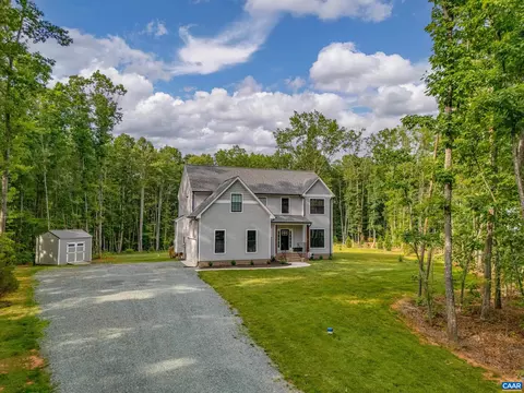 334 Forest Glen Ln, Palmyra, VA 22963