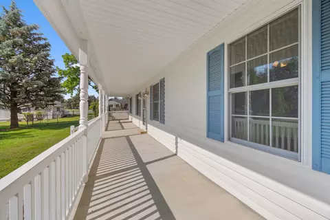 Exterior - Undisclosed, Broadway, VA 22815 photo 5 of 12